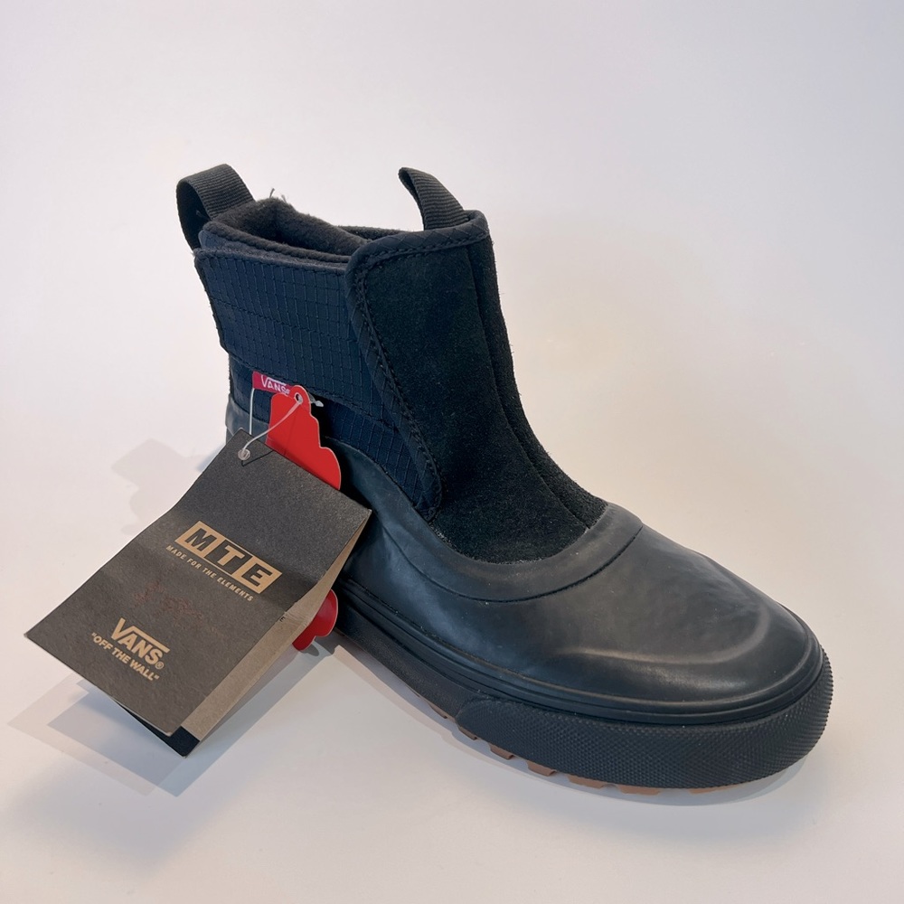 Vans MTE Slip-On Hi Black/Black Kids Size 1